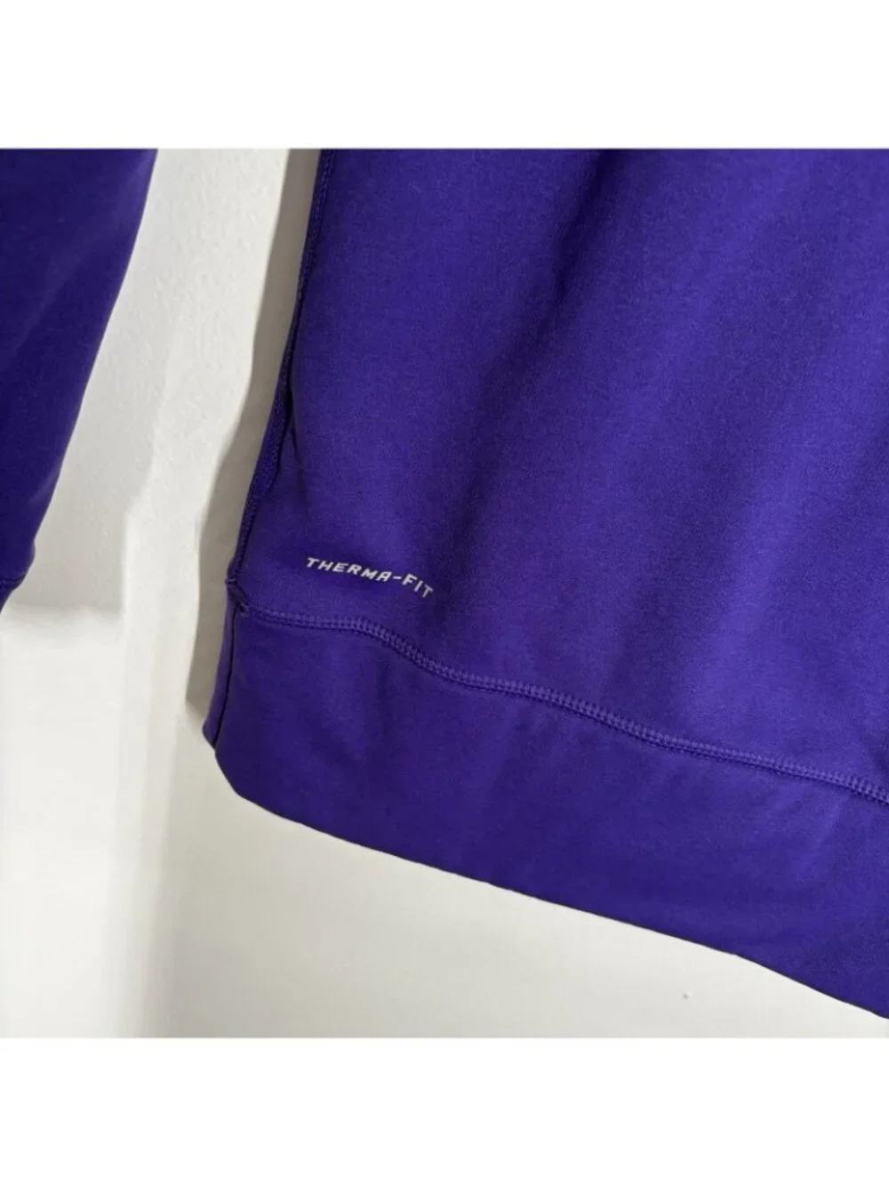 Nike Therma Fit Women L Purple Fleece Raglan Sleeve Crewneck Pullover Sweatshirt